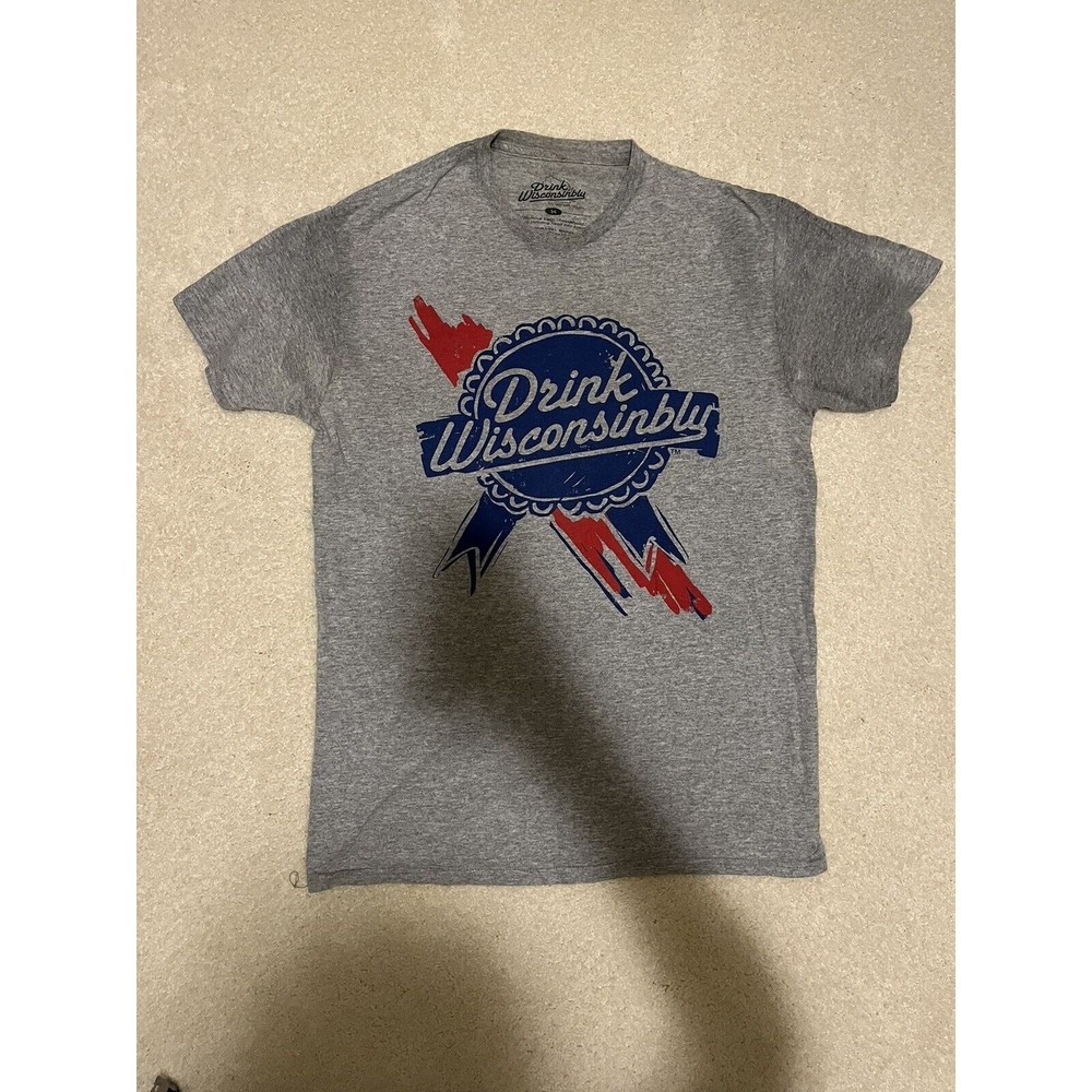 Drink Wisconsinbly T-Shirt Mens Medium M Gray Lightly Used